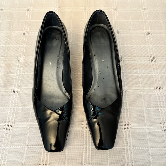 MR SEYMOUR by Stuart Weitzman Women's Black Patent Shoes Size 8.5 - Picture 7 of 7
